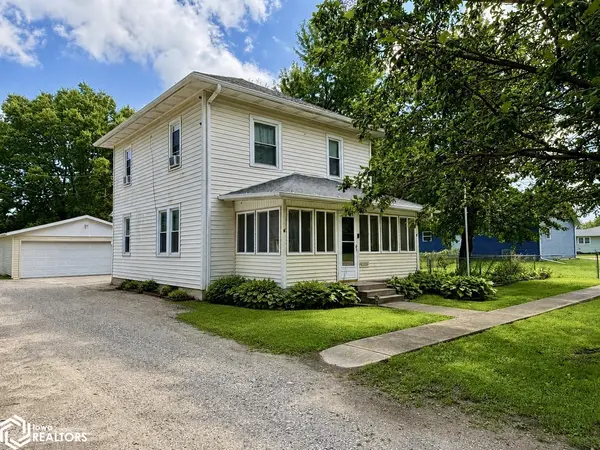 414 S Main ST, Wapello, IA 52653