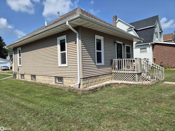 719 SW 1St ST, Eagle Grove, IA 50533