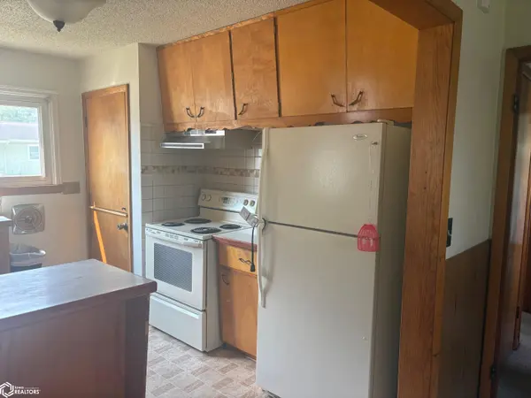 102 Ohio AVE, Iowa Falls, IA 50126