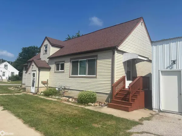 102 Ohio AVE, Iowa Falls, IA 50126