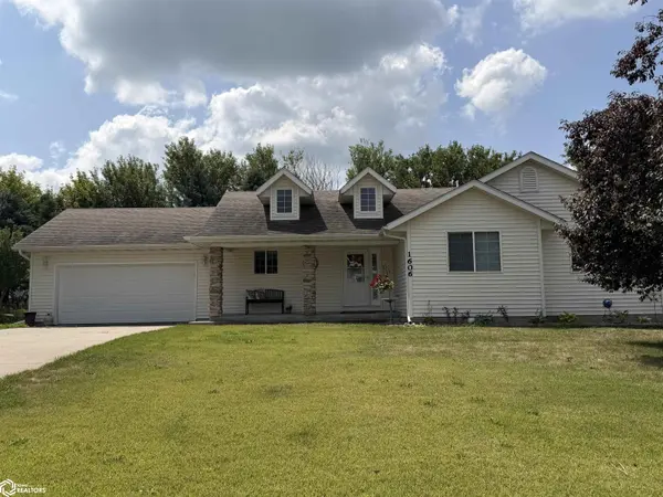1606 Clay CT, Oskaloosa, IA 52577