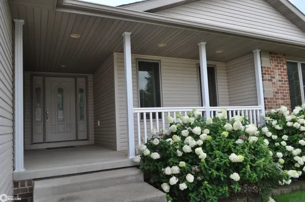 1112 Woodland DR, Carroll, IA 51401