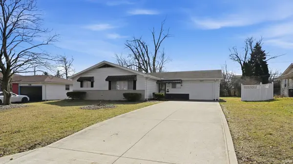 2824 Ashcroft DR, Fort Wayne, IN 46806