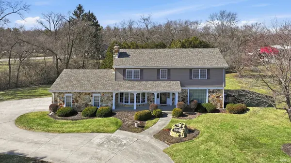 2434 N Fairway LN, Bluffton, IN 46714