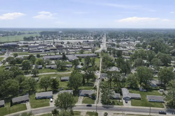 1301 Superior DR, Auburn, IN 46706-1421