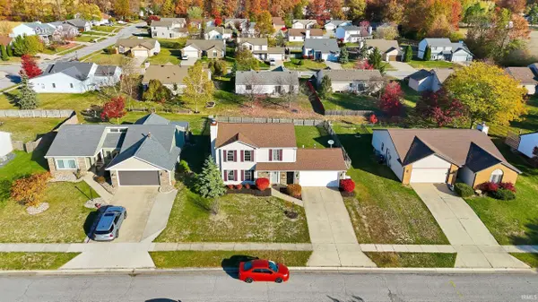 5310 Goldfinch LN, Fort Wayne, IN 46818-2513