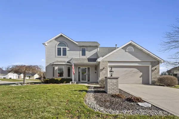 1034 Hemingford CT, Fort Wayne, IN 46845
