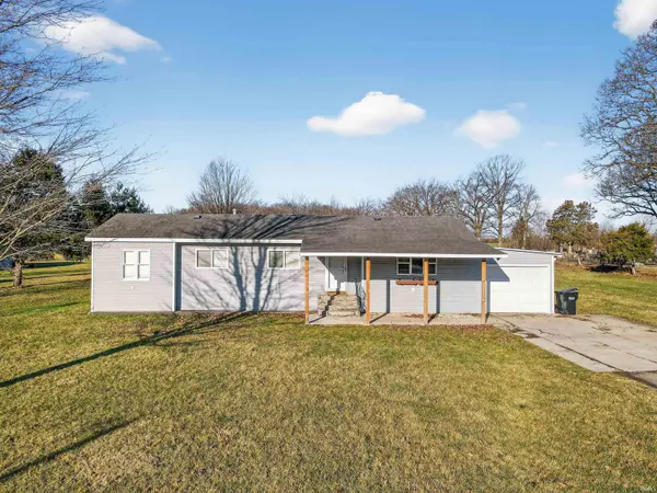 706 S Hamsher ST, Garrett, IN 46738-9718