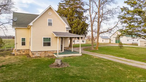 10422 State Road 38 ***, Greens Fork, IN 47345