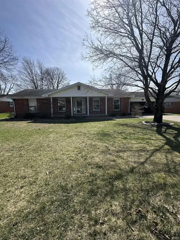 227 Holiday LN, Greentown, IN 46936