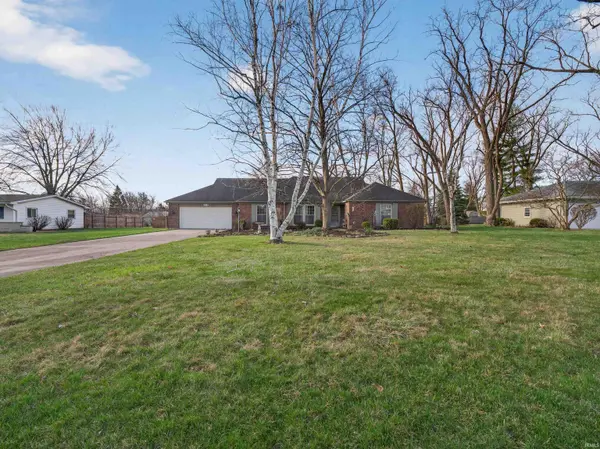 1924 Colony DR, Fort Wayne, IN 46825-5010