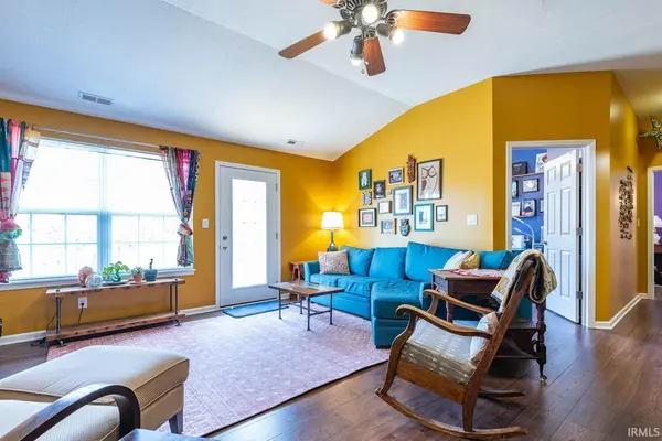 3707 E Barrington DR #305, Bloomington, IN 47408