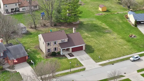 6710 Blue Mist RD, Fort Wayne, IN 46819-1504