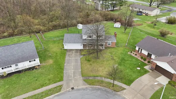 7725 Evanwood CT, Fort Wayne, IN 46816