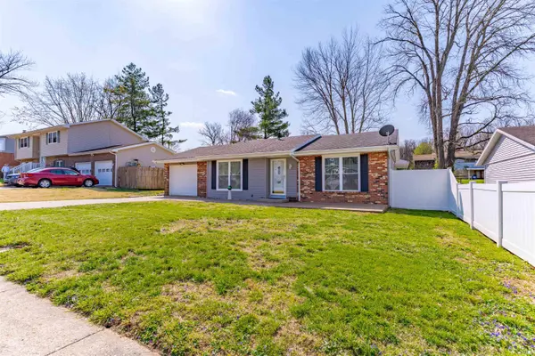 619 Hemenway PL, Boonville, IN 47601