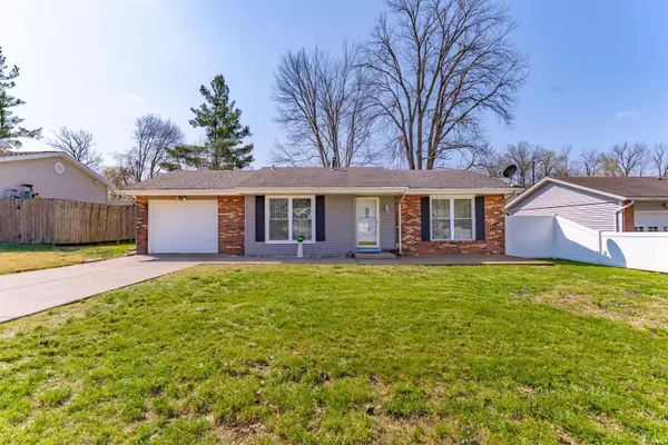 619 Hemenway PL, Boonville, IN 47601