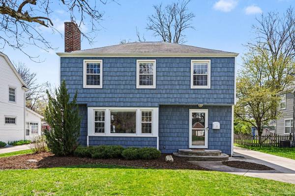 1614 Cedar ST, South Bend, IN 46617