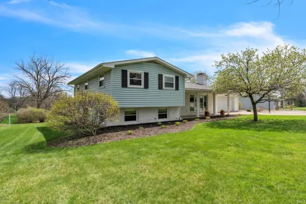 105 Hillcrest DR, Kendallville, IN 46755