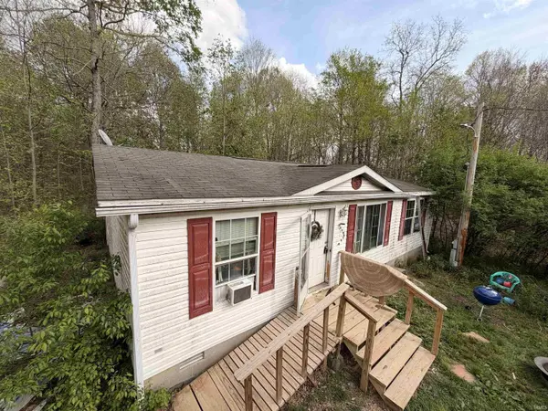 4660 S Calloway DR, Hardinsburg, IN 47125
