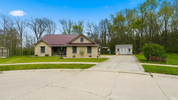 729 Arcadia CT, Kendallville, IN 46755