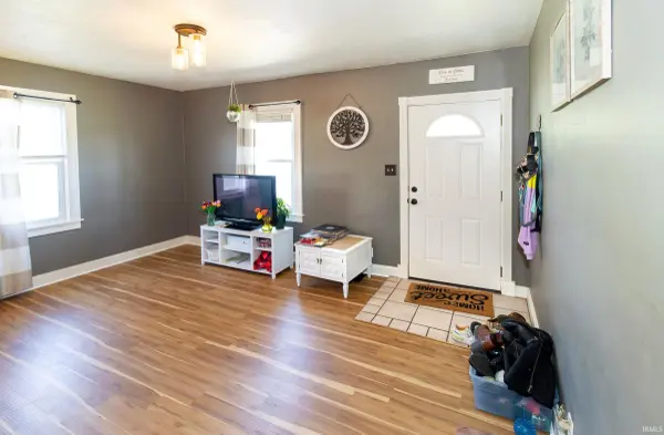 221 Vann AVE, Evansville, IN 47714