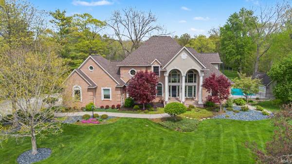 51234 Stratford DR, Elkhart, IN 46514
