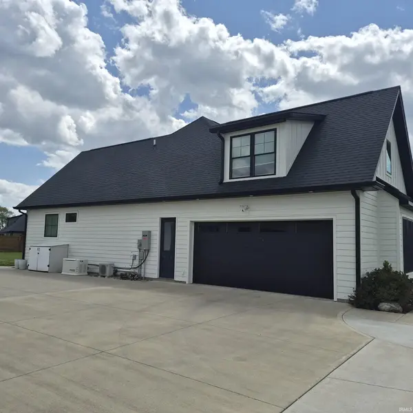 1662 E Michelle CT, Bloomington, IN 47401