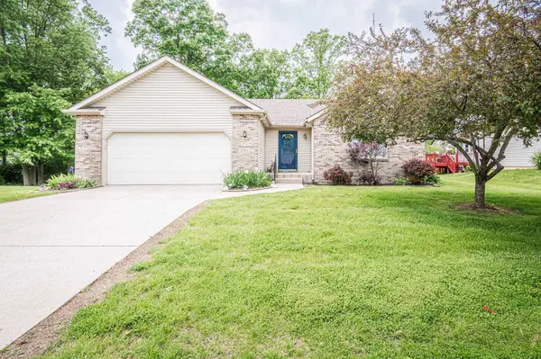 2811 Sanderling DR, Fort Wayne, IN 46808-3842