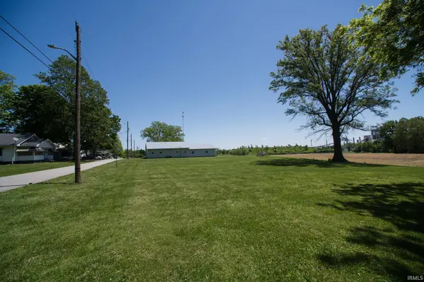 308 W Jackson ST, Edwardsport, IN 47528