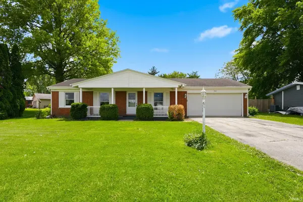 922 E Monroe ST, Decatur, IN 46733-2820