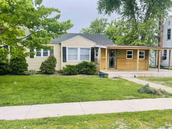 221 S D ST,  Gas City,  IN 46933