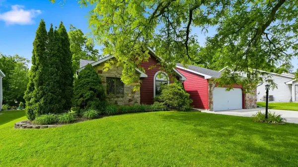8917 Stockbridge PL, Fort Wayne, IN 46804