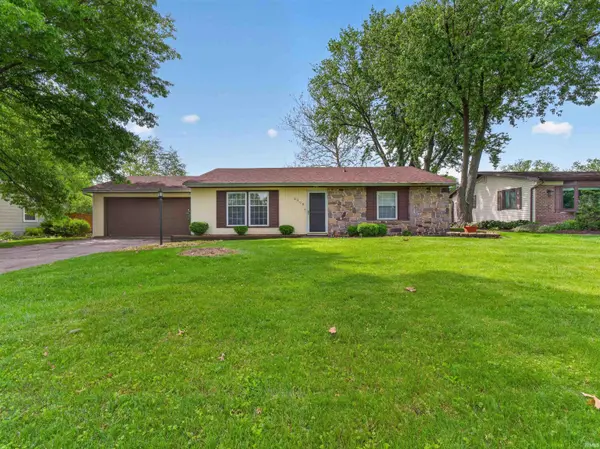 6908 Curwood DR, Fort Wayne, IN 46835