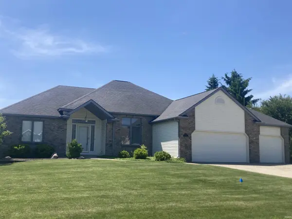 305 Hunters RDG,  Auburn,  IN 46706