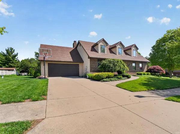 1525 Rapids WAY, Fort Wayne, IN 46825-5955