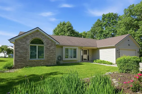 11933 Eagle Creek PL, Fort Wayne, IN 46814-3202