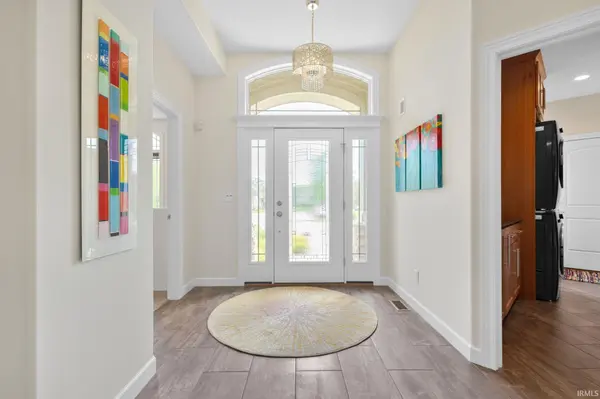 51607 Meadow Pointe ***, Granger, IN 46530