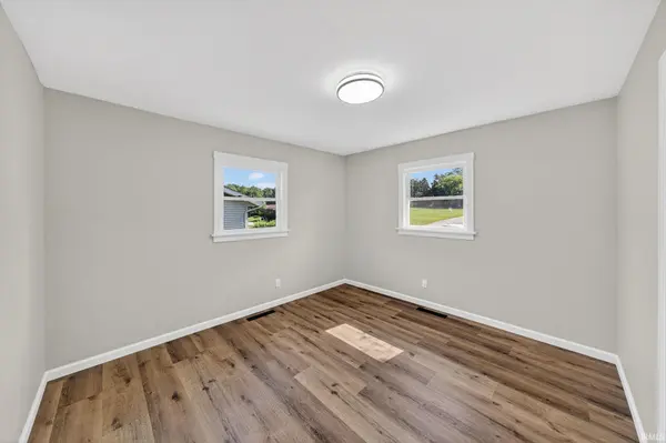52291 Shenandoah DR, South Bend, IN 46635-1038