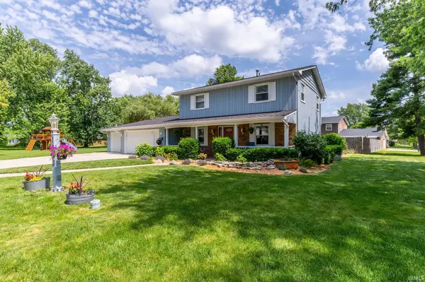 1353 Fawn DR, Fort Wayne, IN 46804