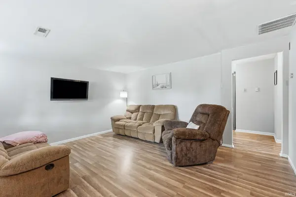 1311 Culbertson CT, Auburn, IN 46706