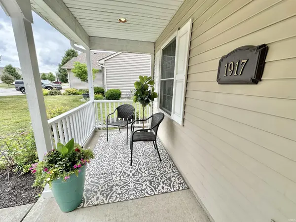 1917 Greyson DR, Auburn, IN 46706-3081