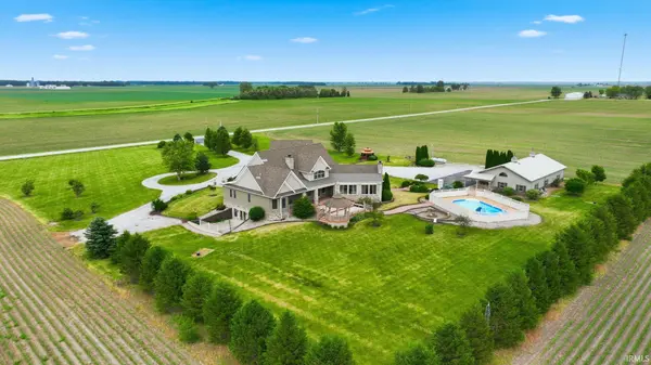5705 E 30 S ***, Francesville, IN 47946-8609