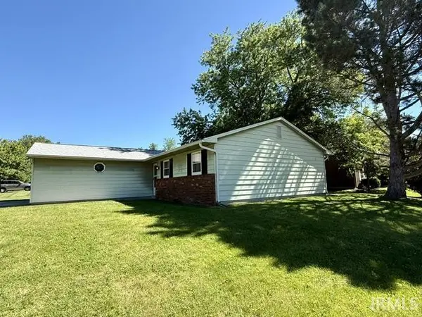 3723 Live Oak BLVD, Fort Wayne, IN 46804
