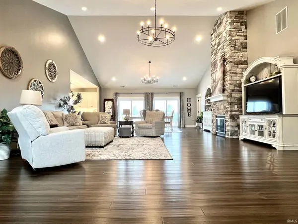 805 Spyglass Hill DR, Bedford, IN 47421