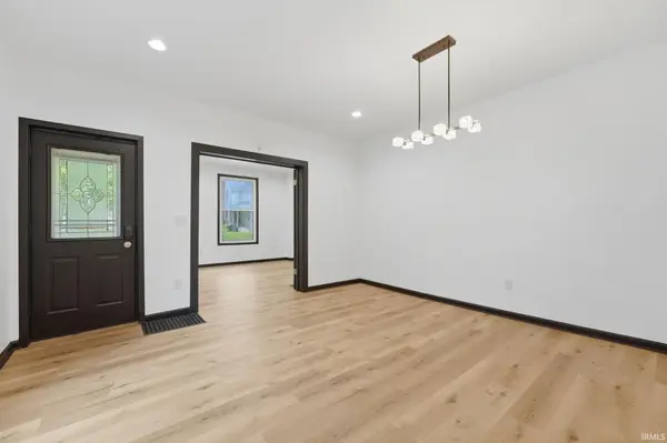 313 Greenwood AVE, Fort Wayne, IN 46808-3323