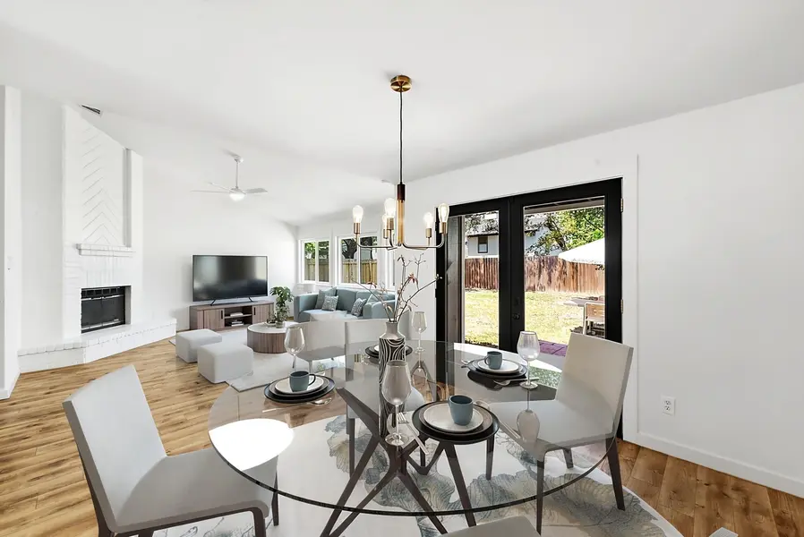 7912 Finch TRL, Austin, TX 78745