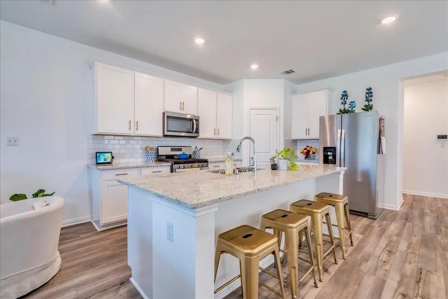 269 Star Mountain LN, Dripping Springs, TX 78620