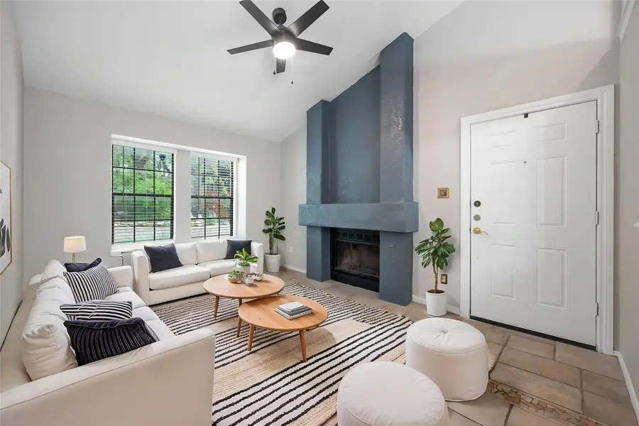 4303 Creek Ledge #B-1, Austin, TX 78731