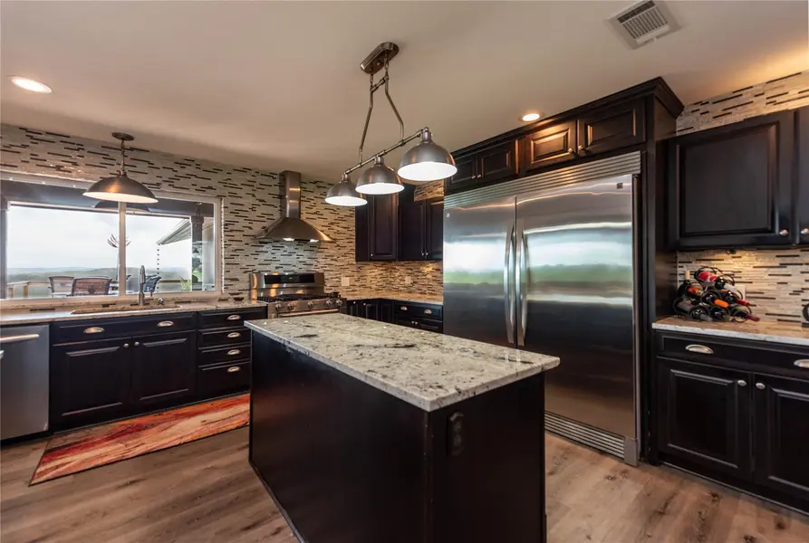 8614 Tip Top DR, Jonestown, TX 78645
