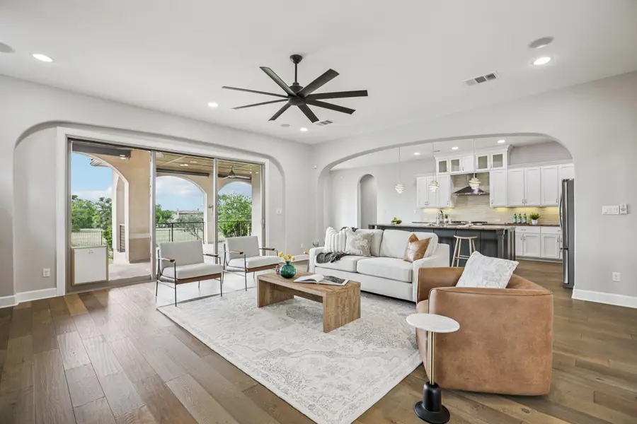 109 Charmstone LN, Georgetown, TX 78628